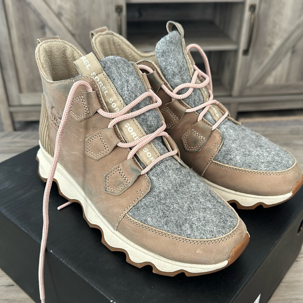 Sorel Women's Winter Boots - Gray and Tan
